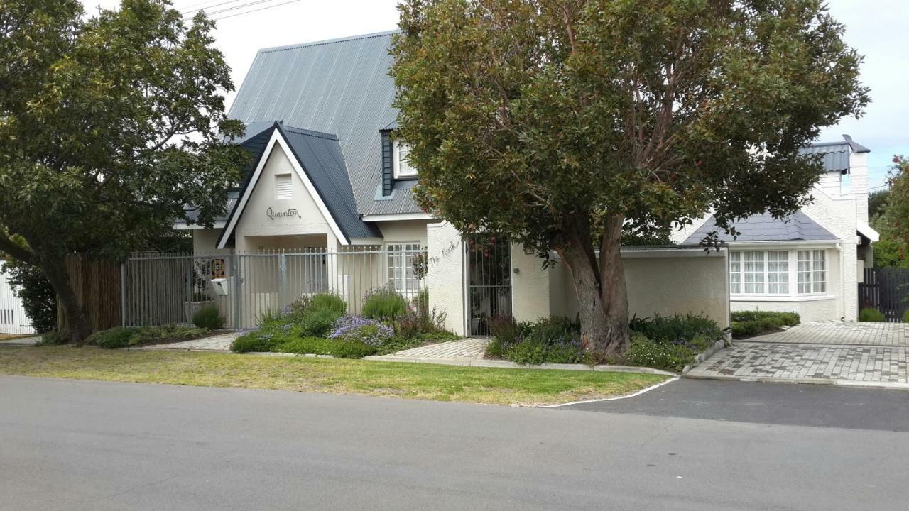 Quainton Cottages Hermanus Exterior photo